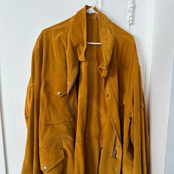 Caramel Oversized Suede Jacket w/adjustable fit and pockets - Picture 1 of 16
